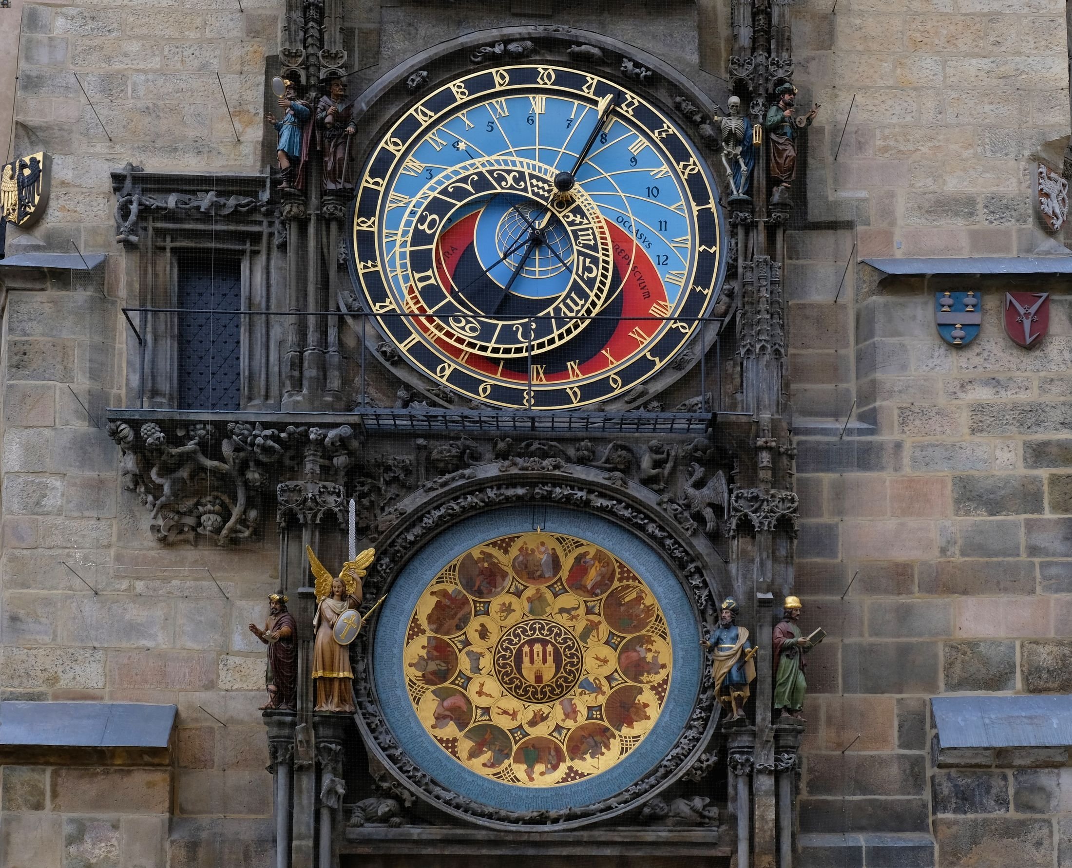 A picture of Prague's astronomical clock